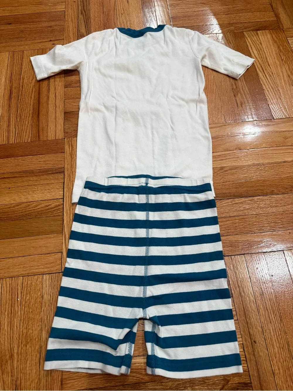 Hanna Andersson Star Wars White Pajama Set with R2D2 Graphic Kids Size 10